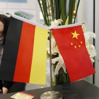 German and Chinese flags